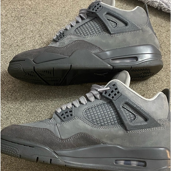 2024
Air Jordan 4 Retro SE 'Wet Cement
8.5 Men 
Gently used - Picture 6 of 10